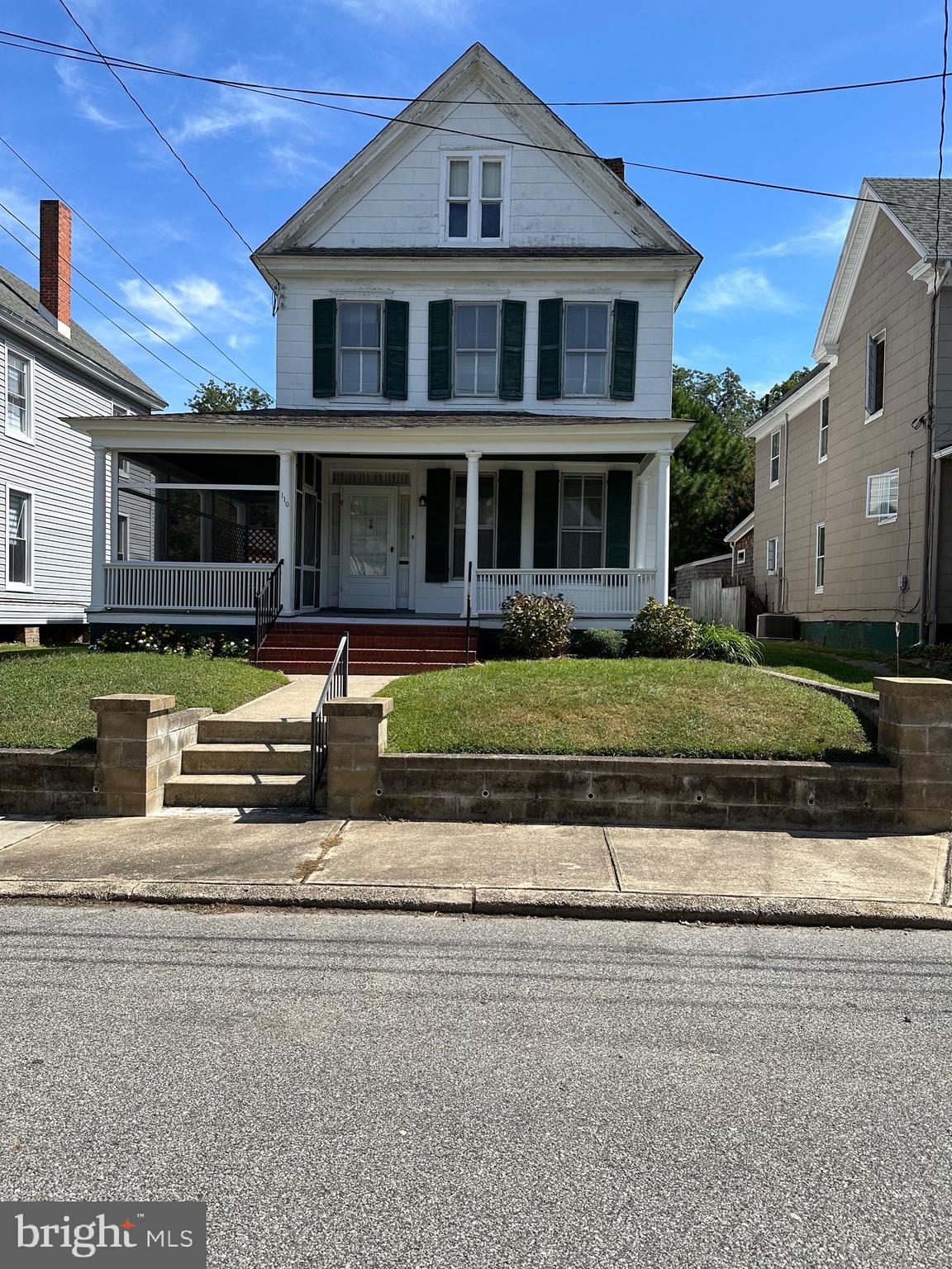 110 Vue de Leau St