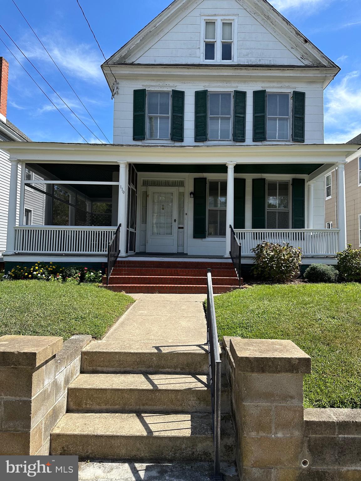 110 Vue de Leau St