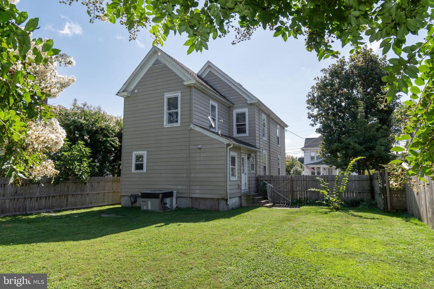 107 W End Ave