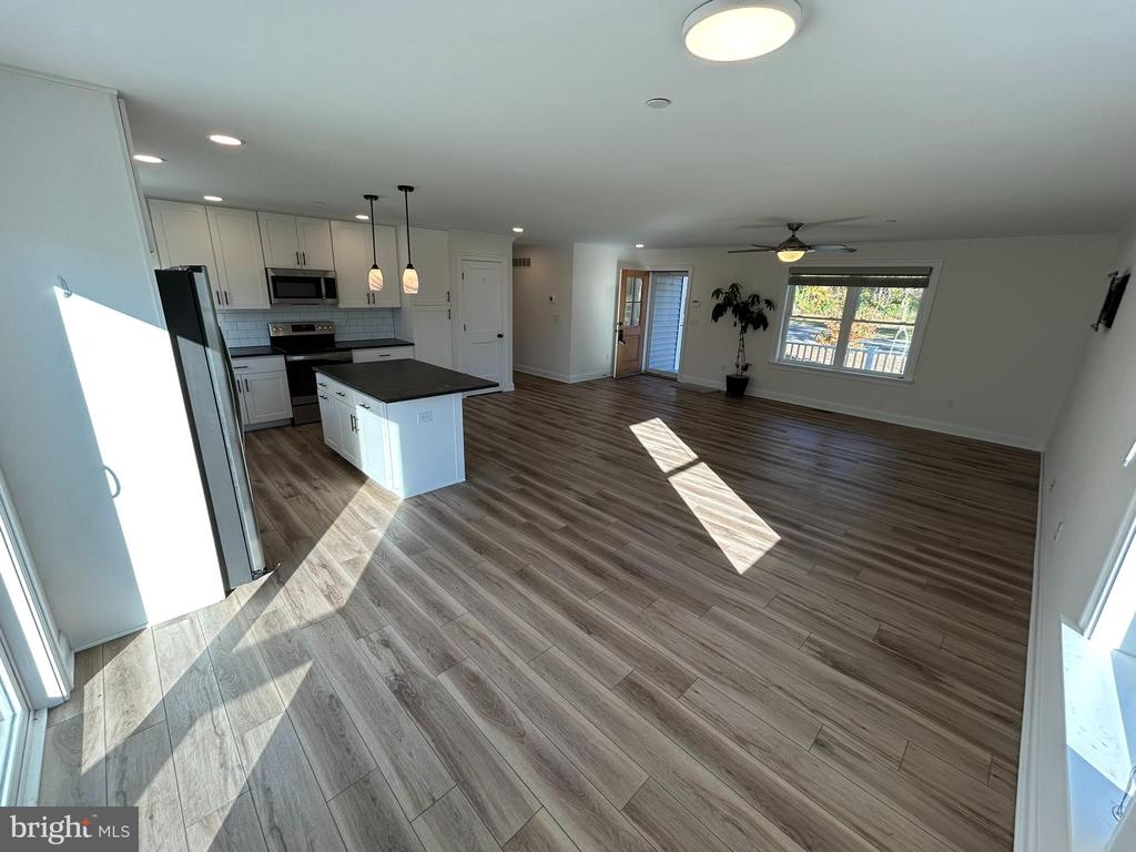 114 Trinity Ct