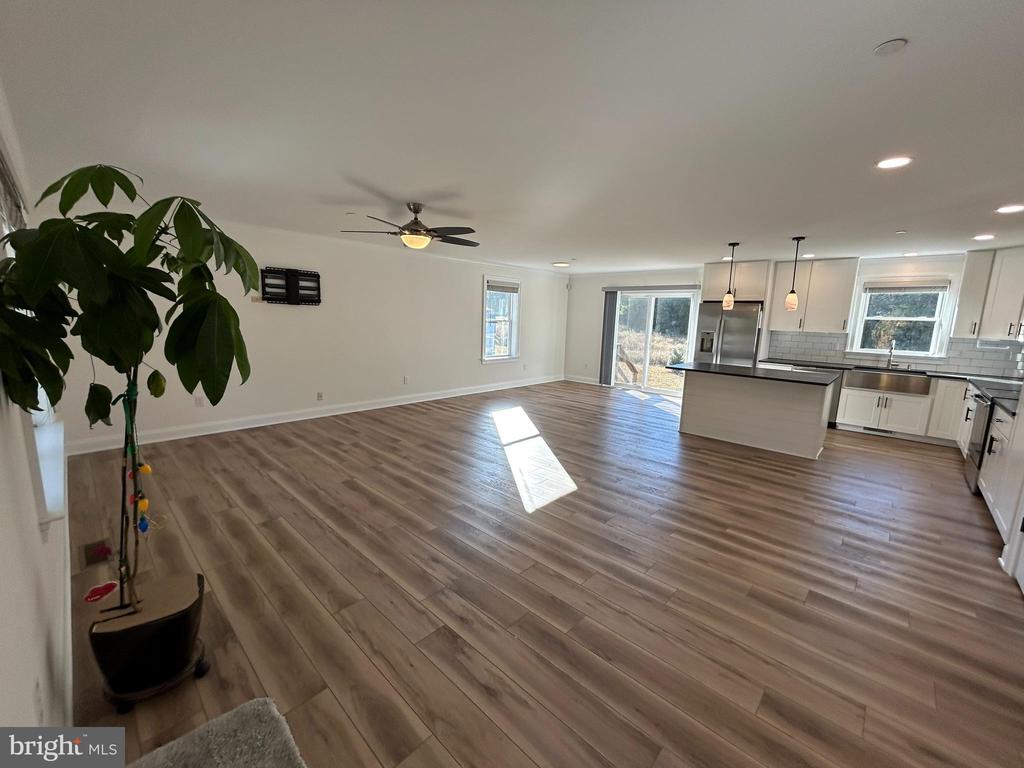 114 Trinity Ct