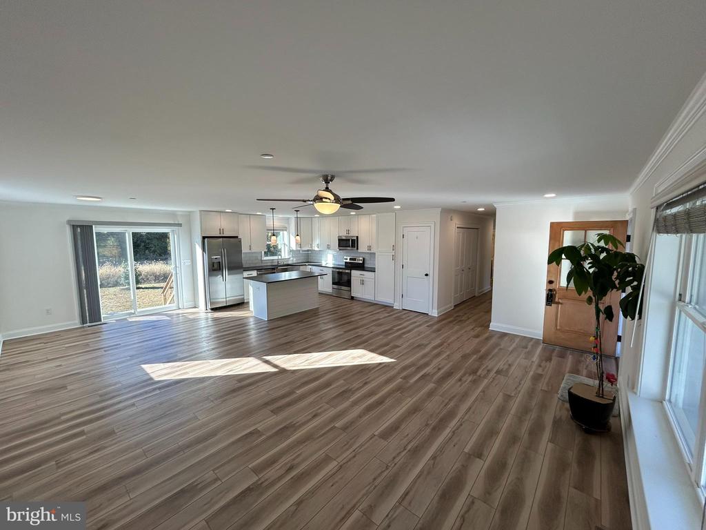 114 Trinity Ct