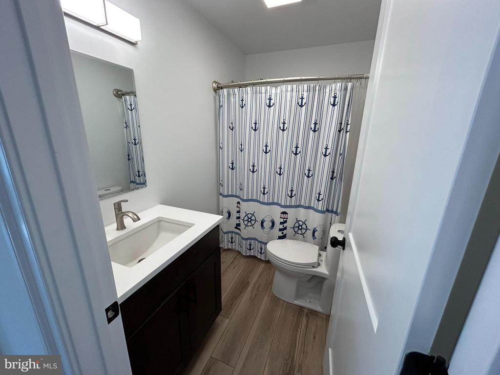 114 Trinity Ct