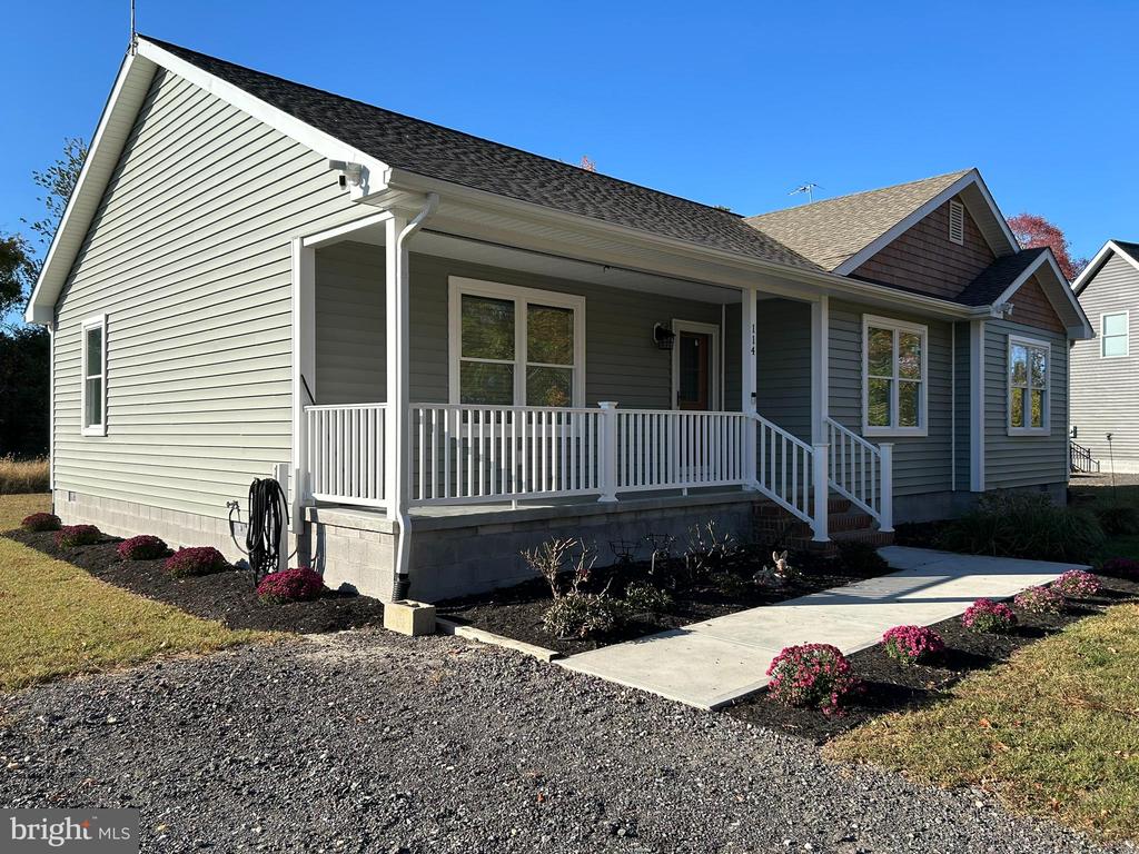 114 Trinity Ct