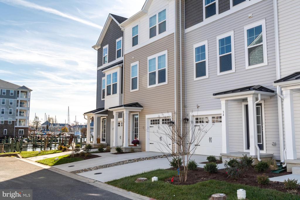 34 Riverside Wharf
