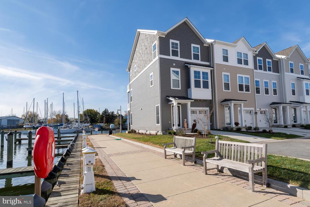 34 Riverside Wharf