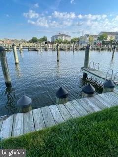 105 SAILORS LN #105