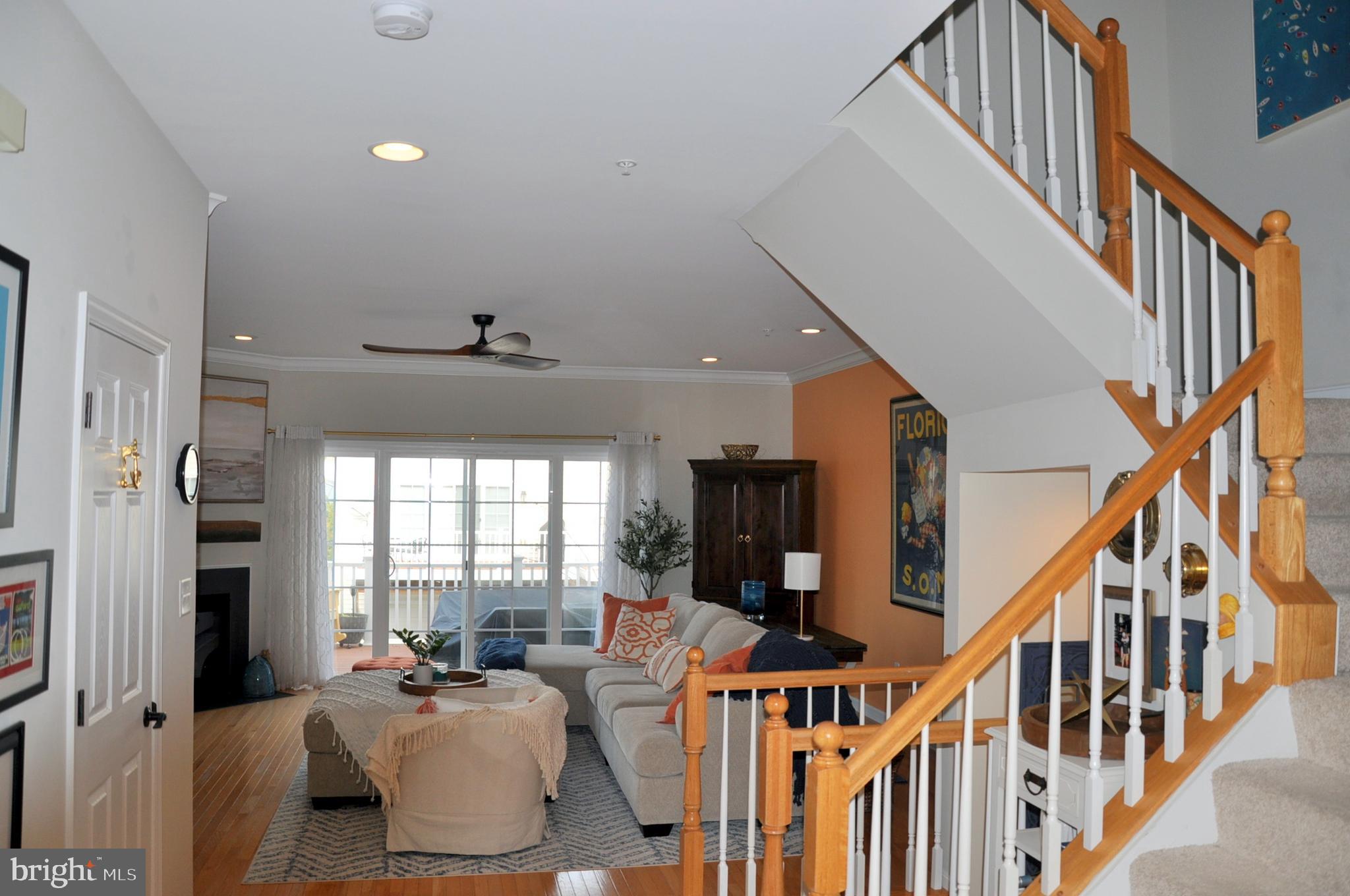 105 SAILORS LN #105