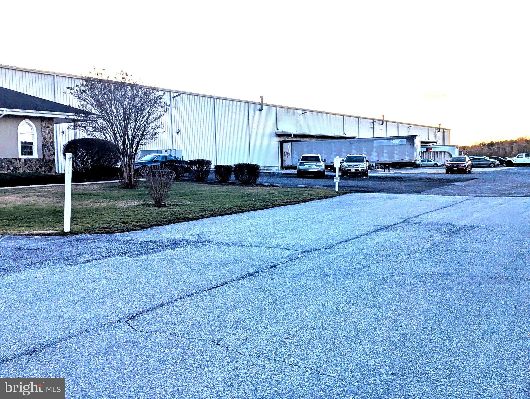 4400 E New Market Hurloc Rd