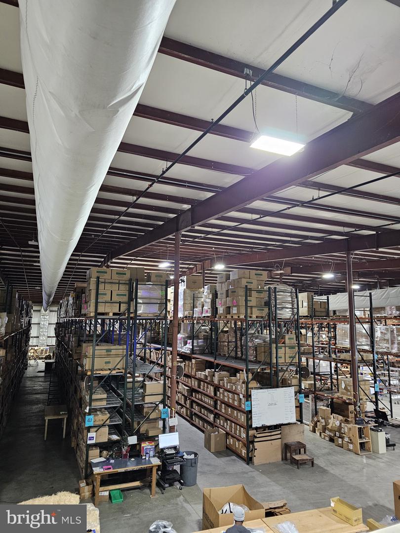 4400 E New Market Hurloc Rd