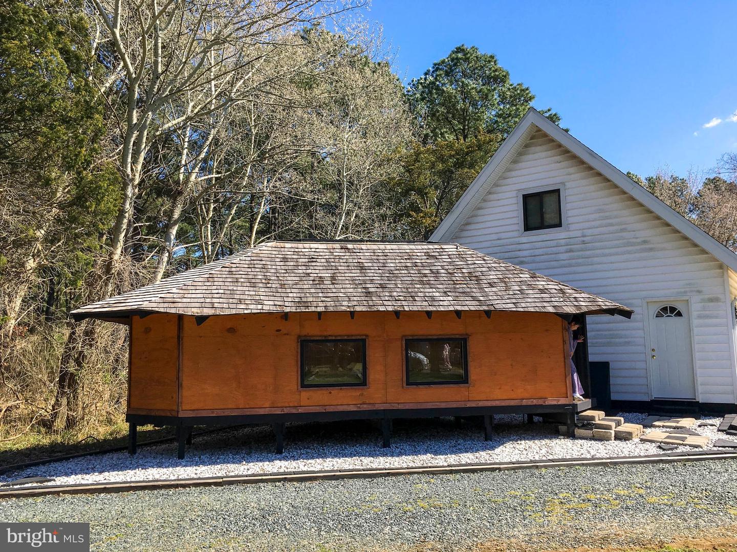 1308 Town Point Rd