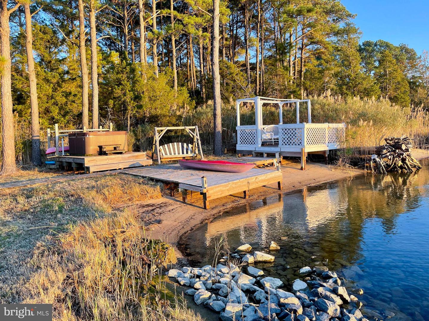1308 Town Point Rd
