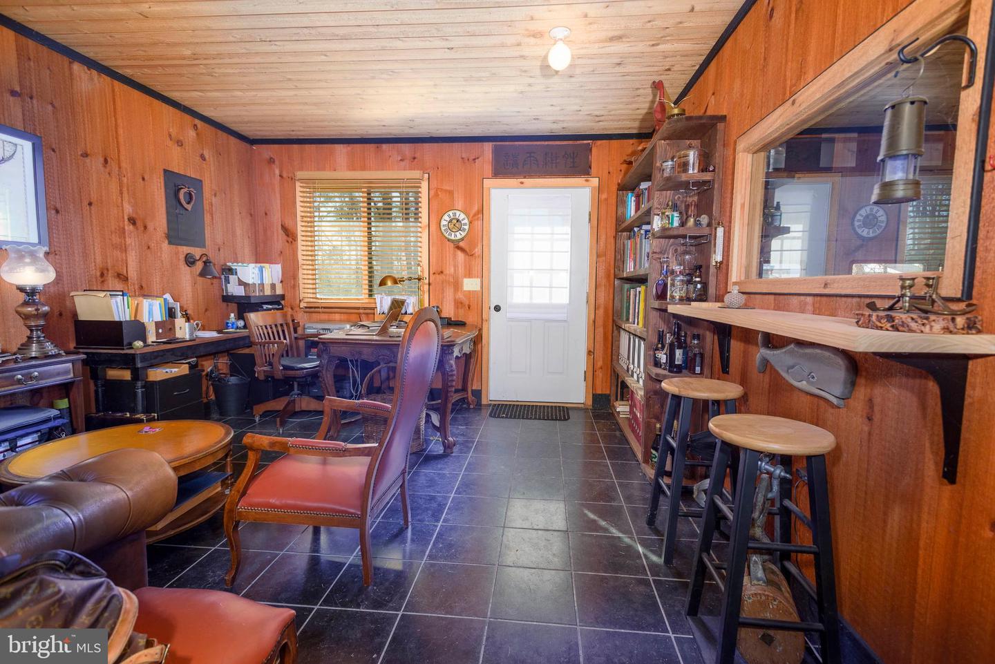 1308 Town Point Rd