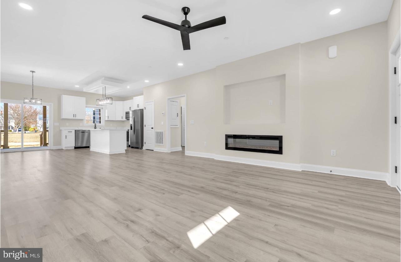 202 Manning Ln