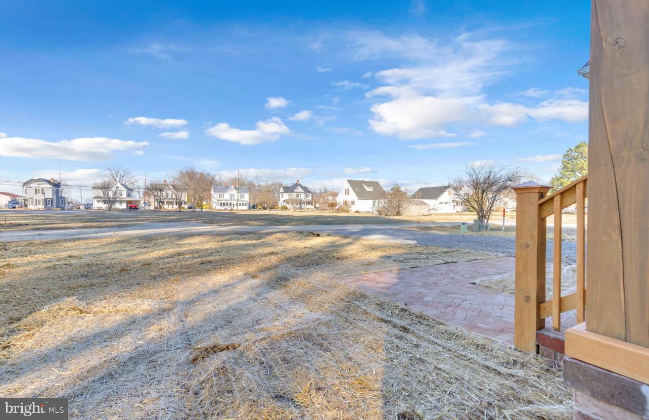 202 Manning Ln