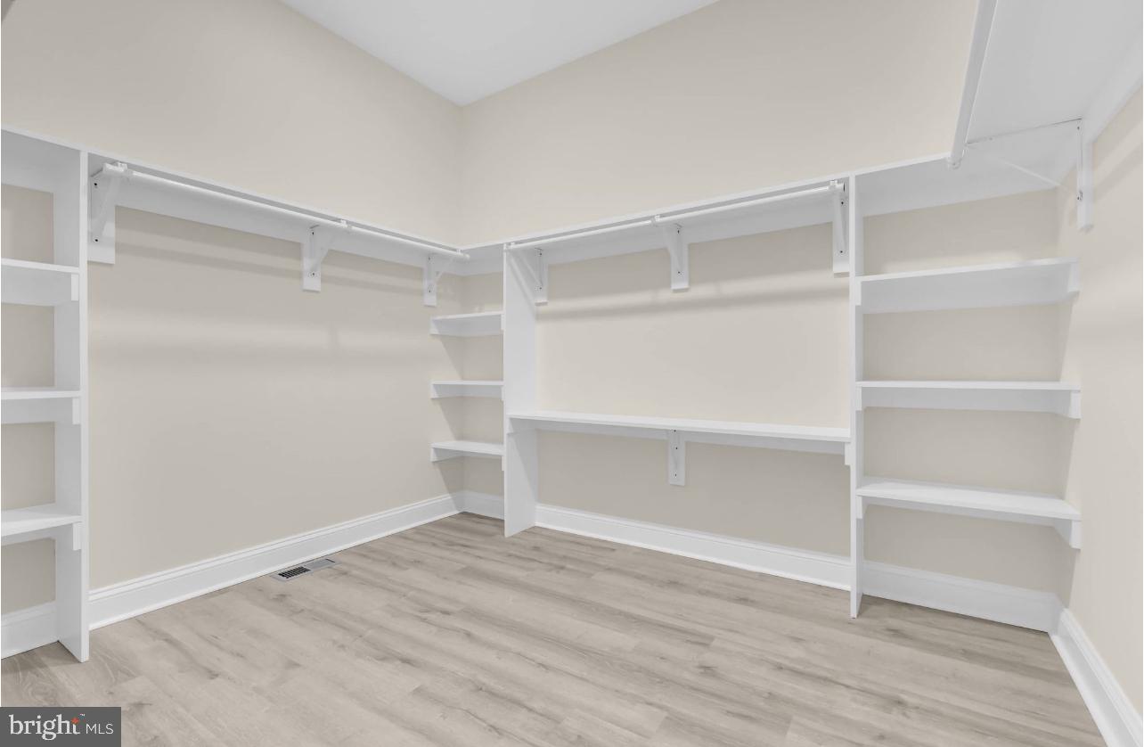 202 Manning Ln