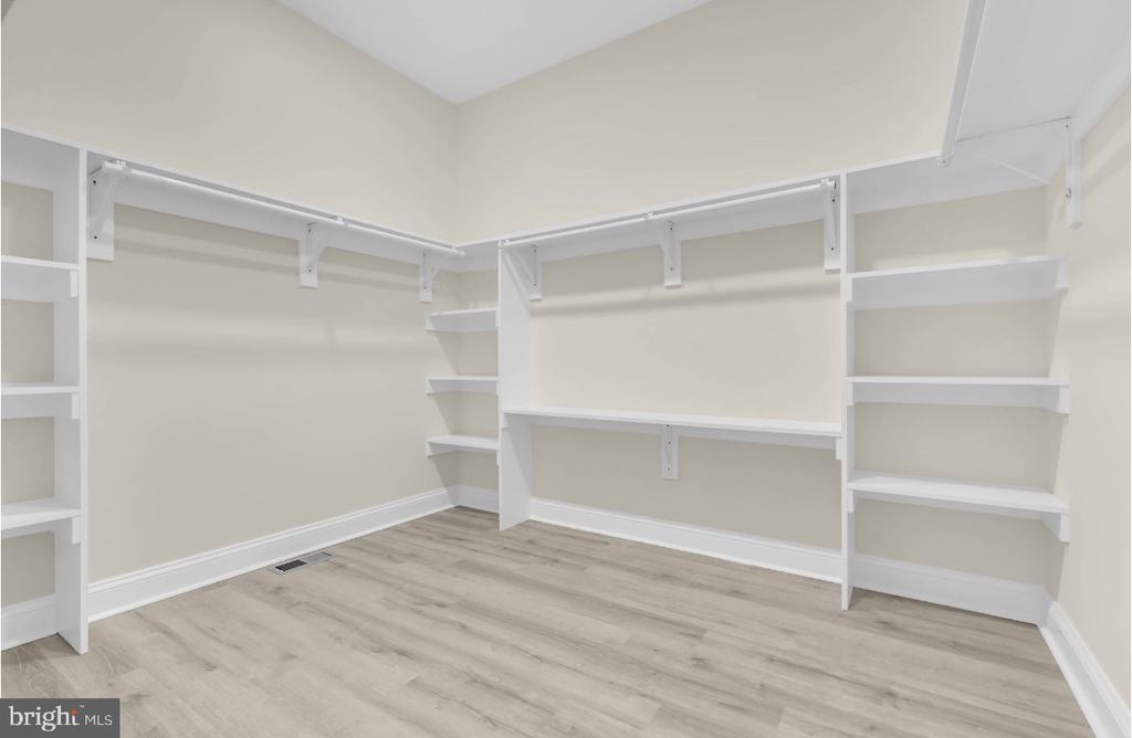 202 Manning Ln