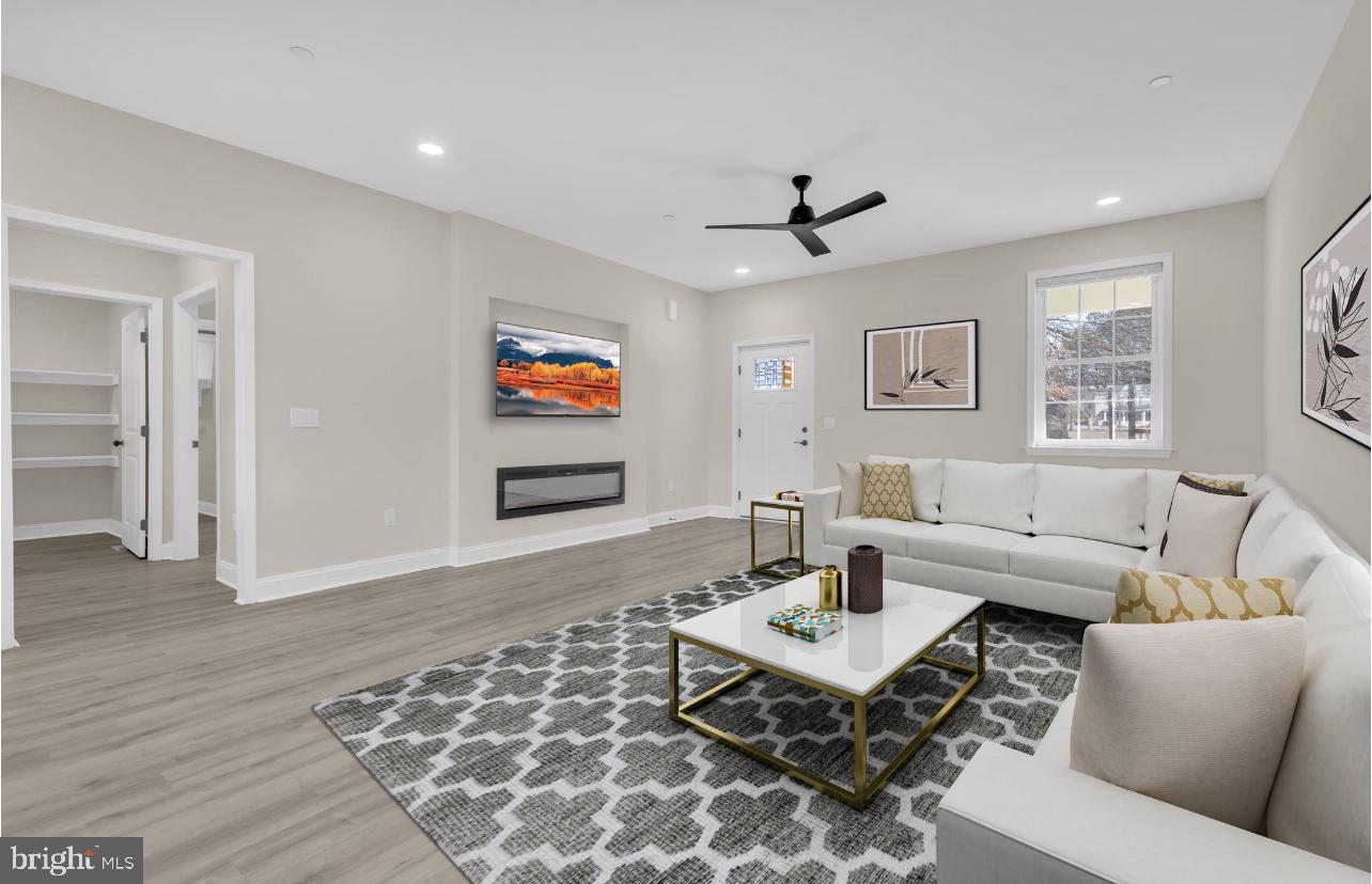 202 Manning Ln