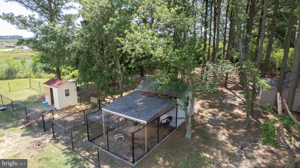 2435 Elliott Island Rd