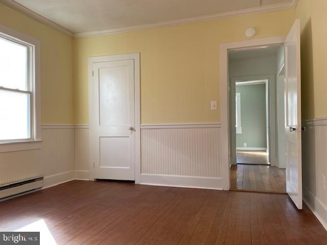 1107 HOLLAND AVE
