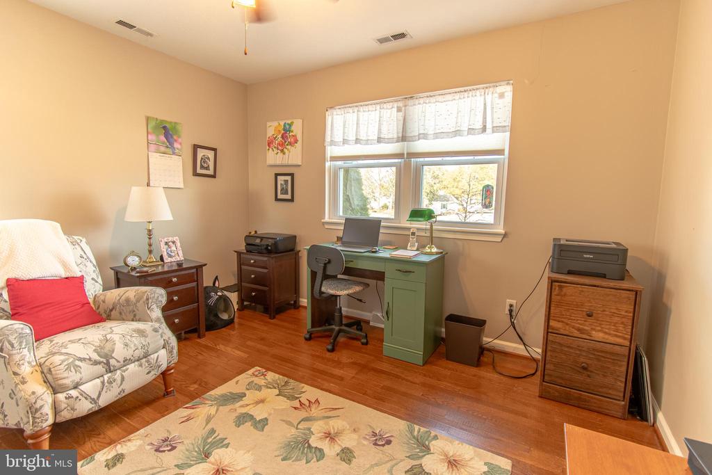 205 Linthicum Dr