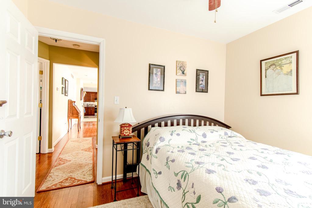 205 Linthicum Dr