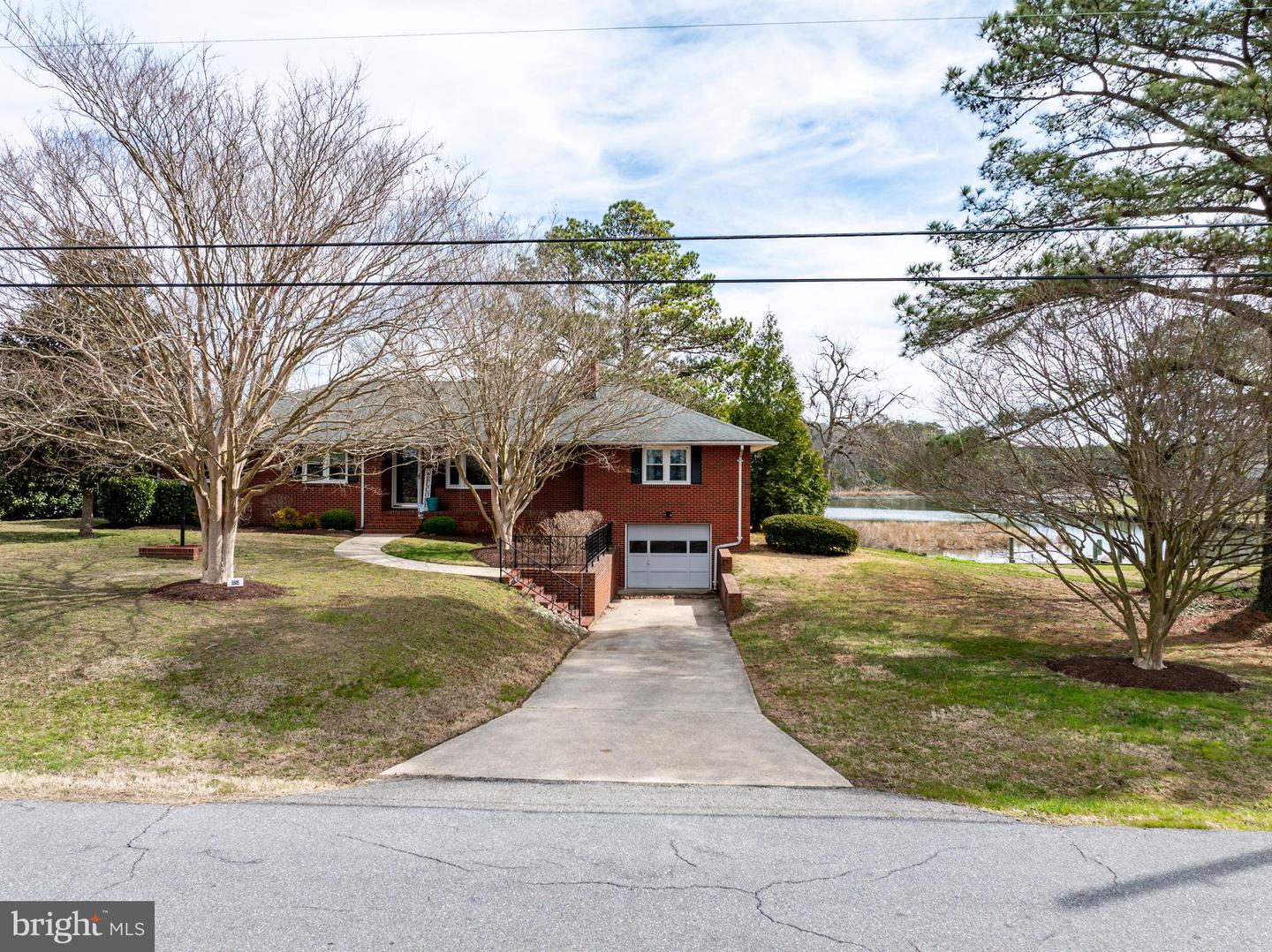 5505 Whitehall Rd
