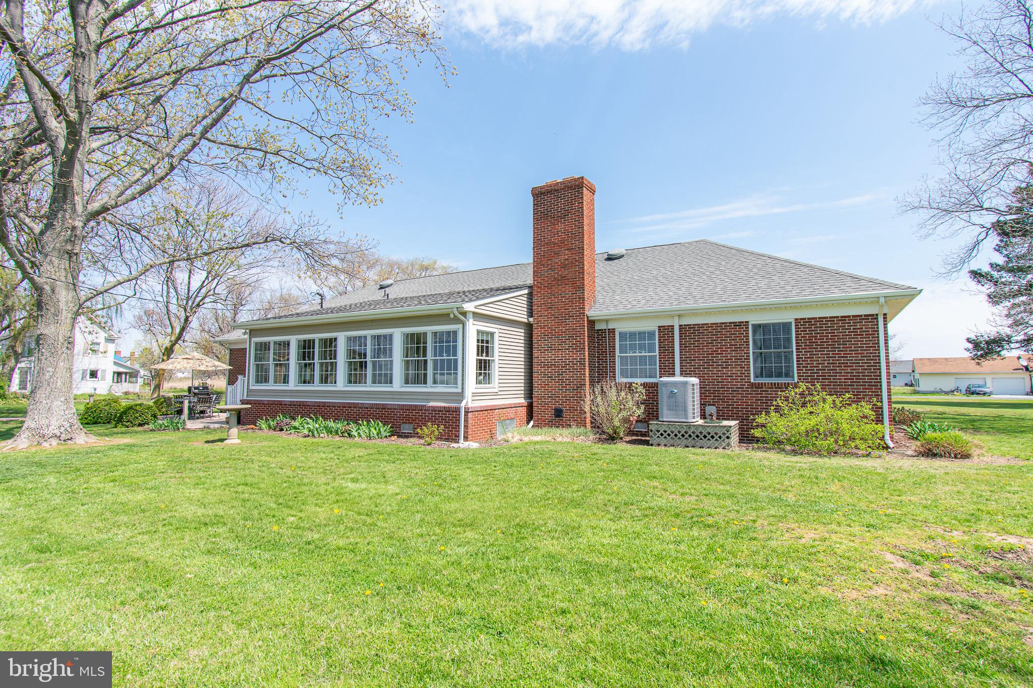 1226 Horse Point Rd