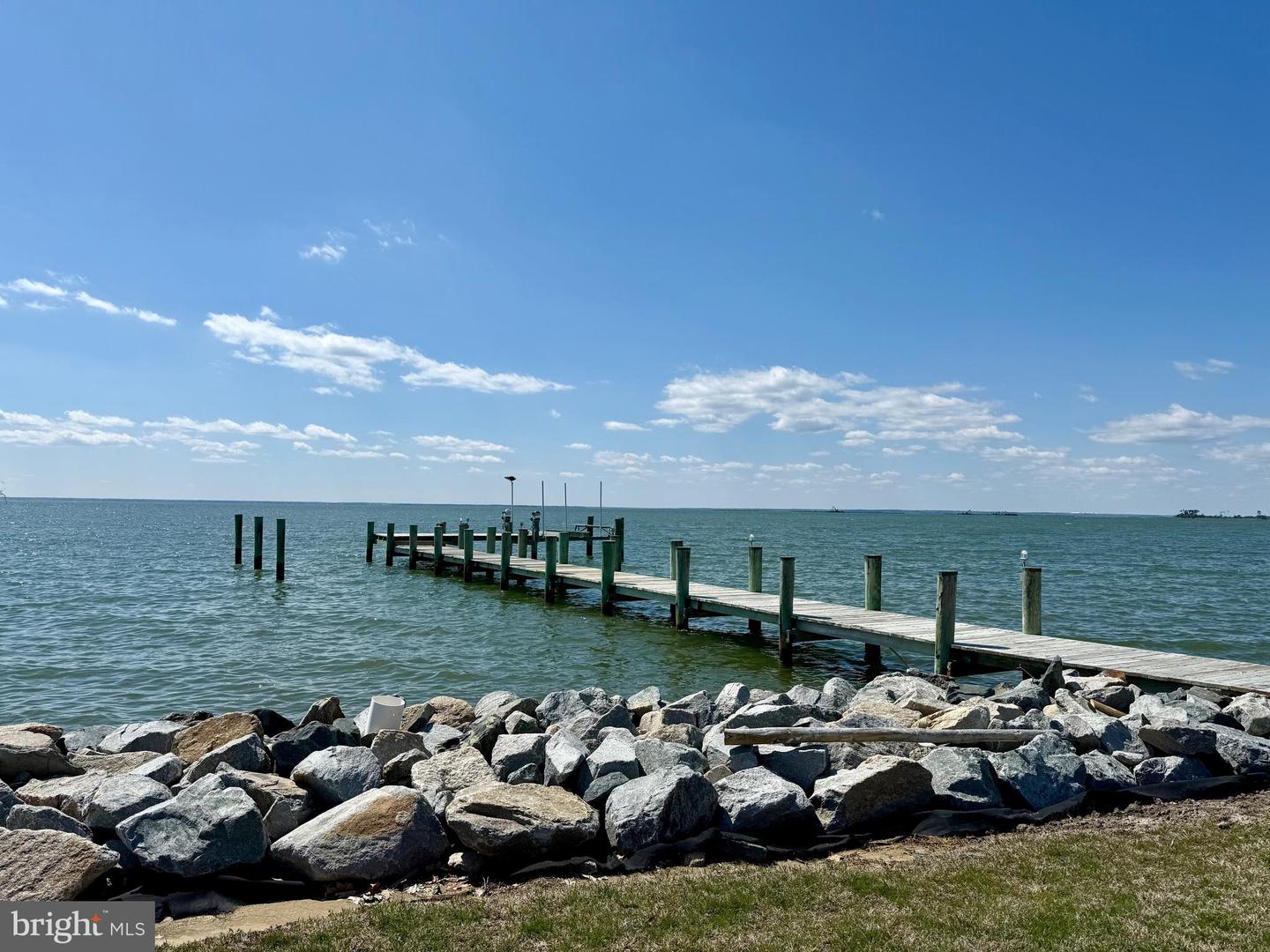1226 Horse Point Rd