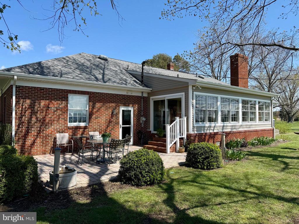 1226 Horse Point Rd