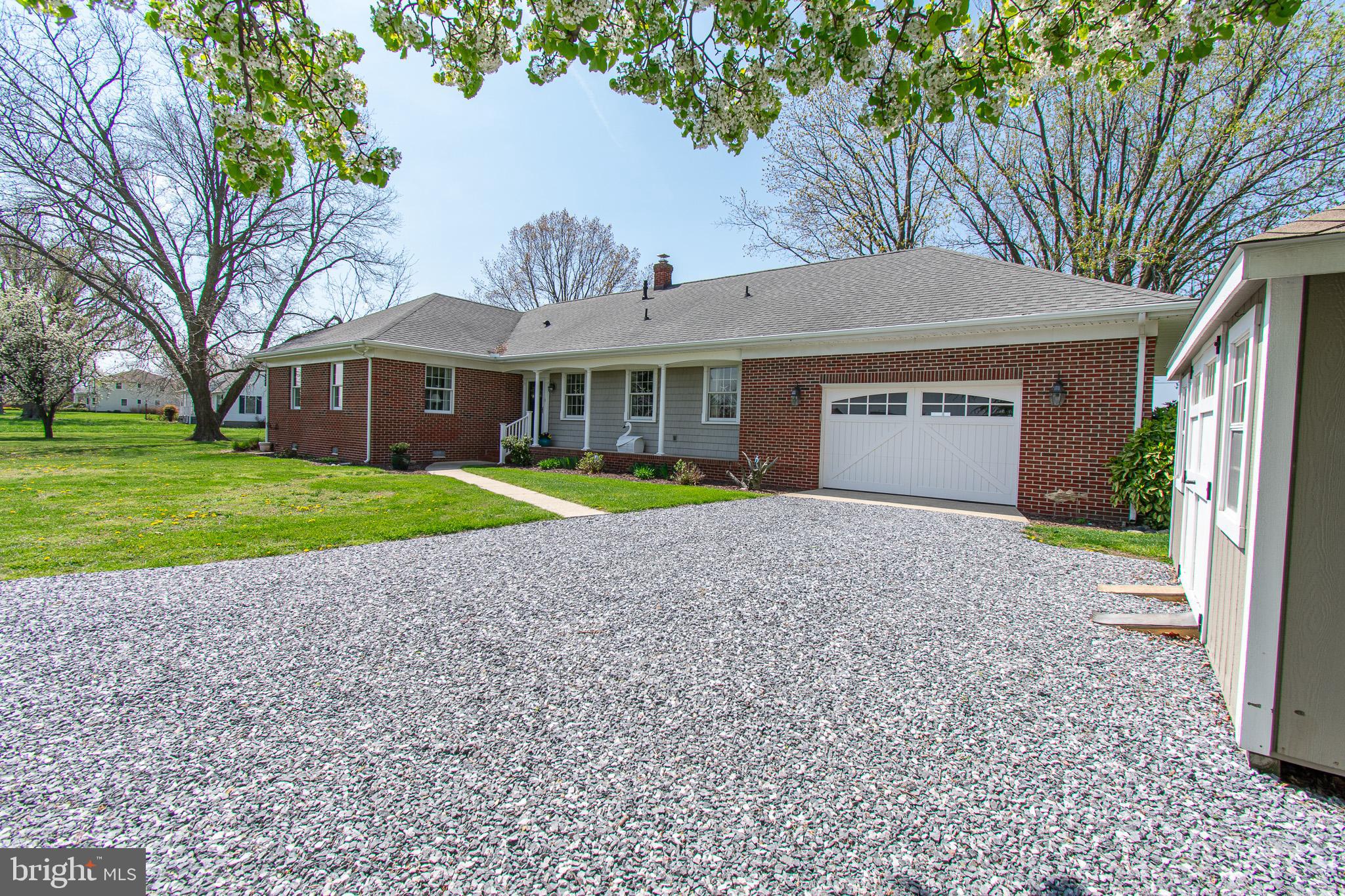 1226 Horse Point Rd