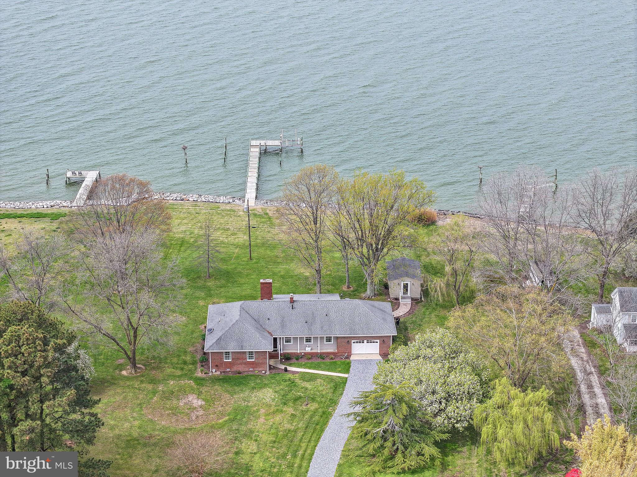1226 Horse Point Rd