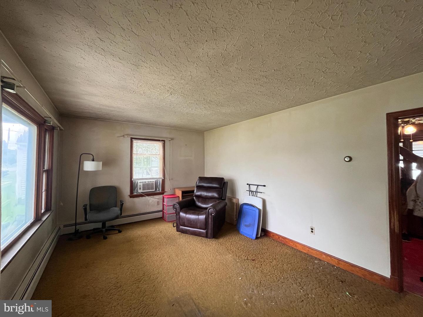 214 E Appleby Ave