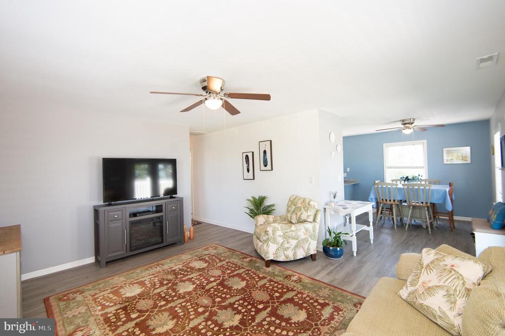 4906 Timbermarsh Ln