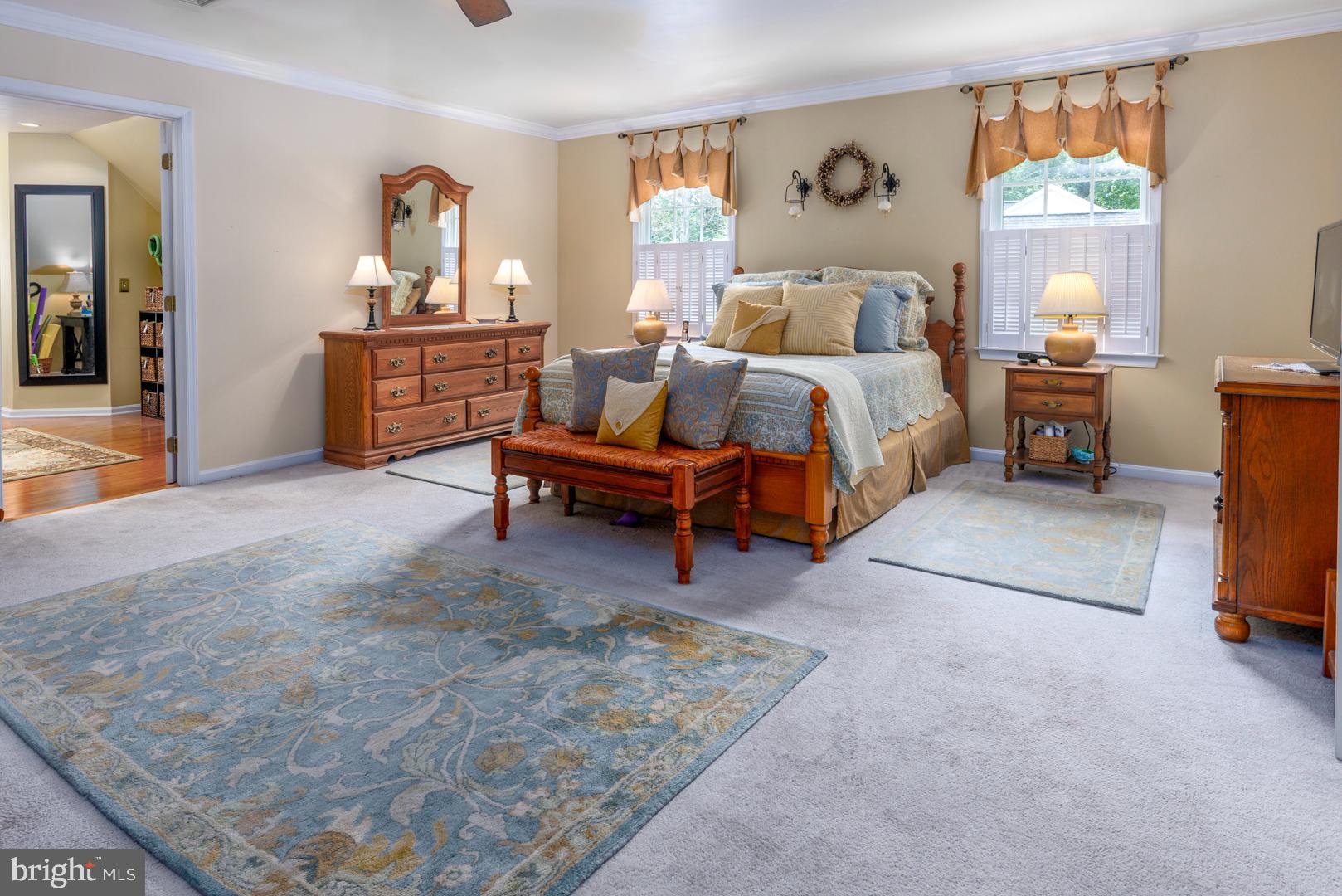 5644 Clifton Woods Dr