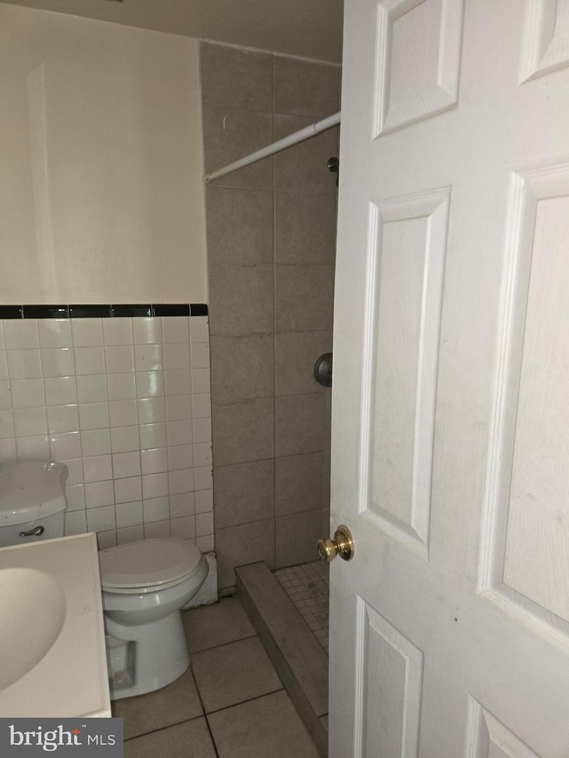 2906 Central Road