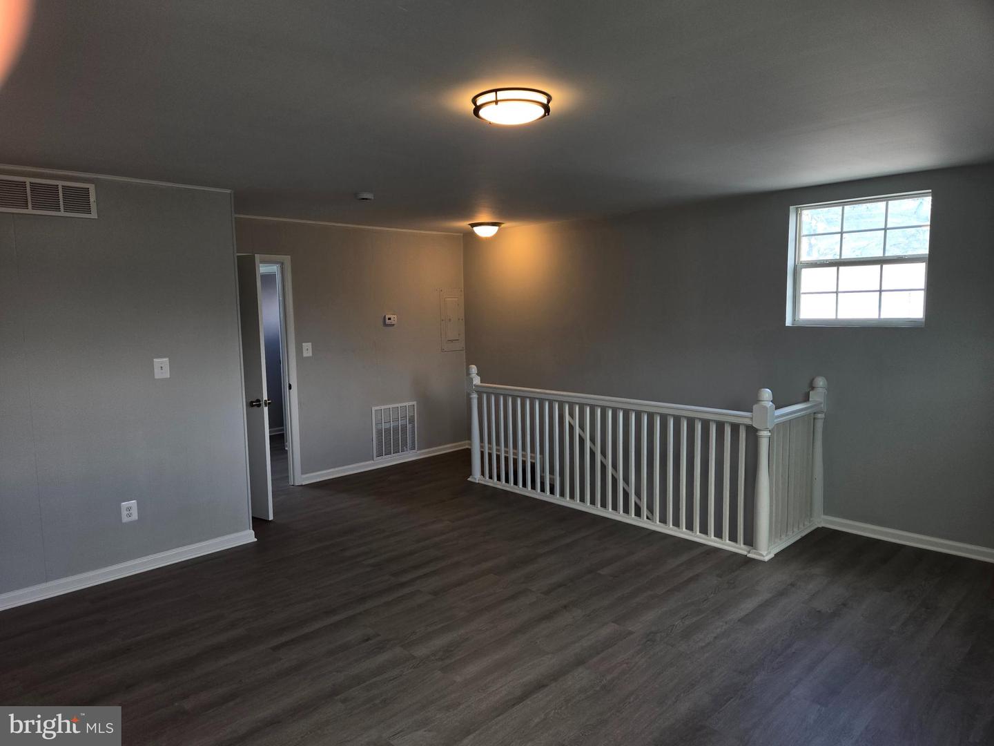 2906 Central Road