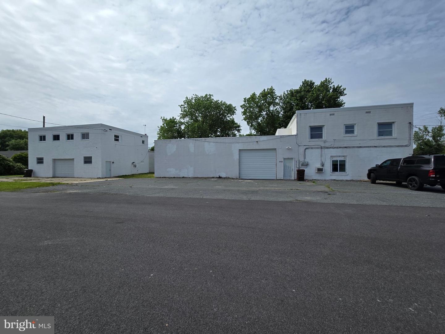 2906 Central Road