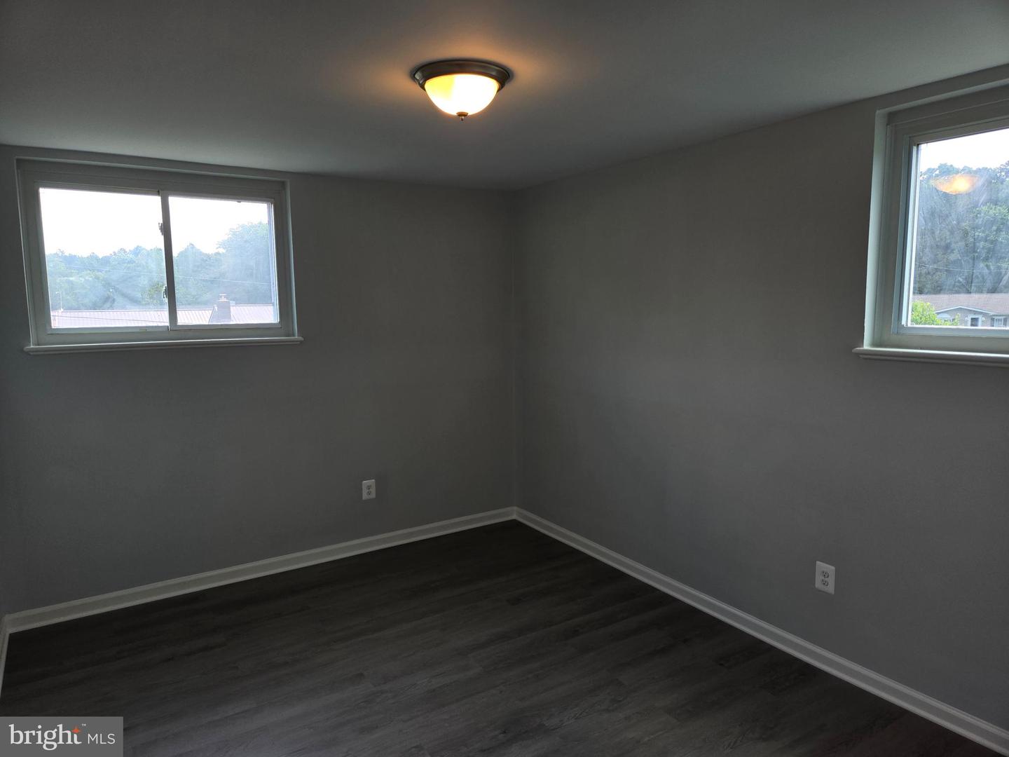 2906 Central Road