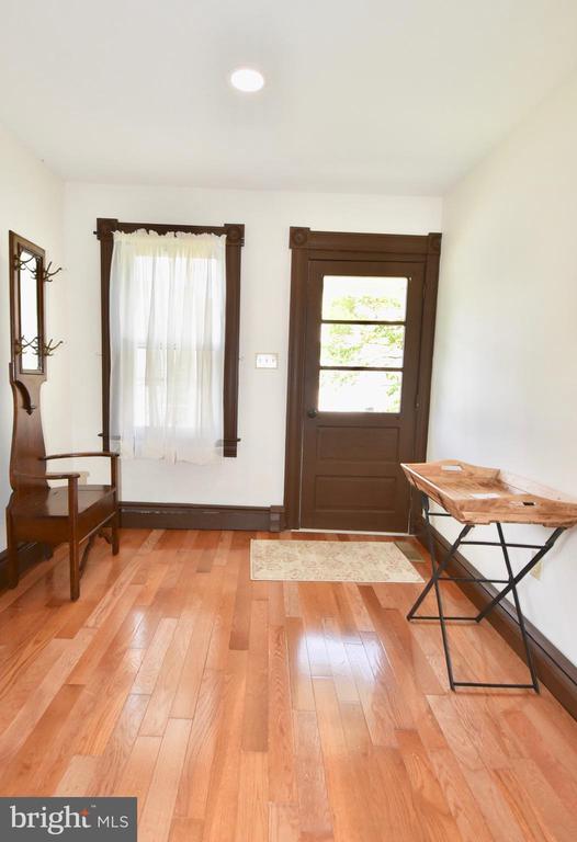 205 OAKLEY ST #1