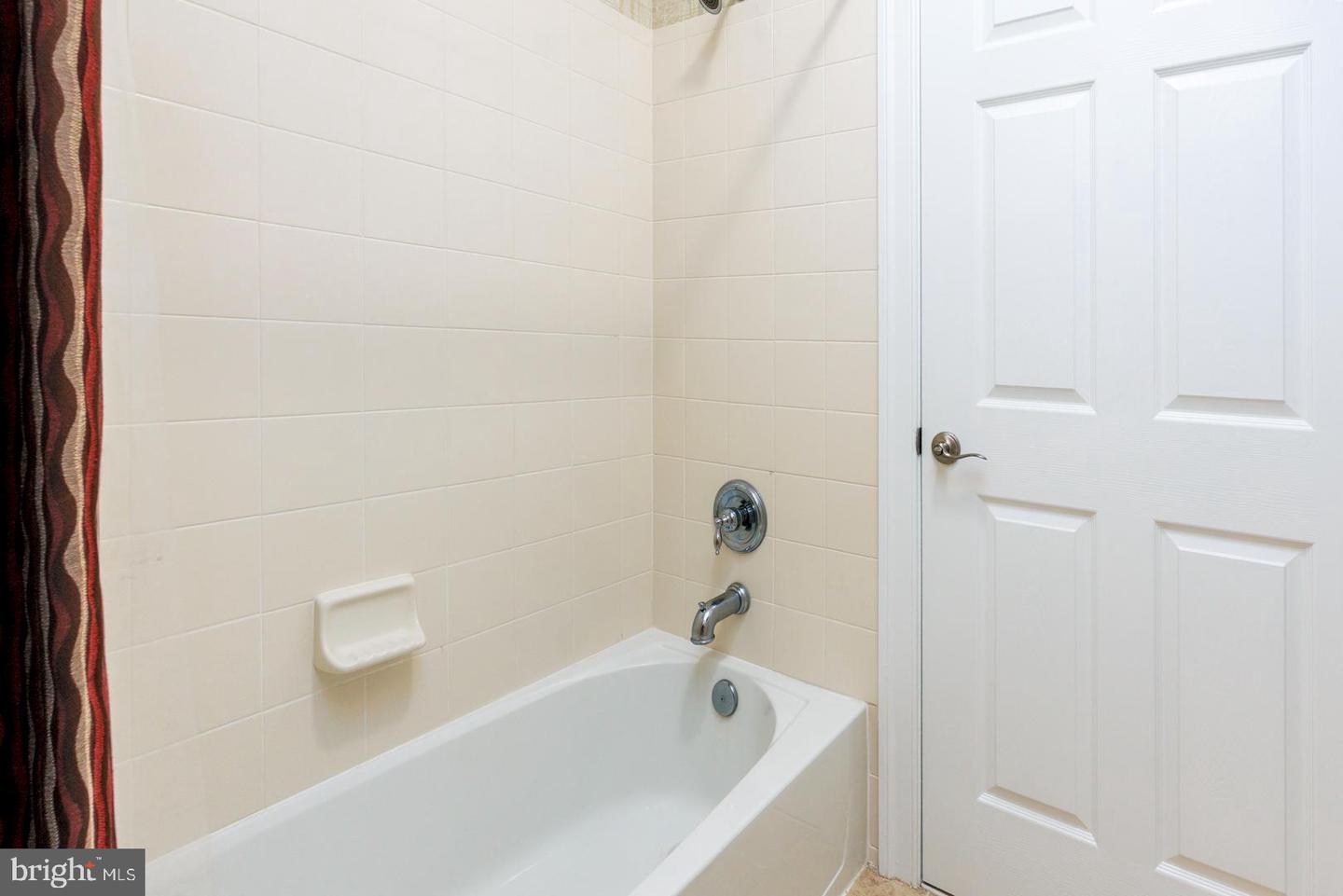 2700 Willow Oak Dr #411b