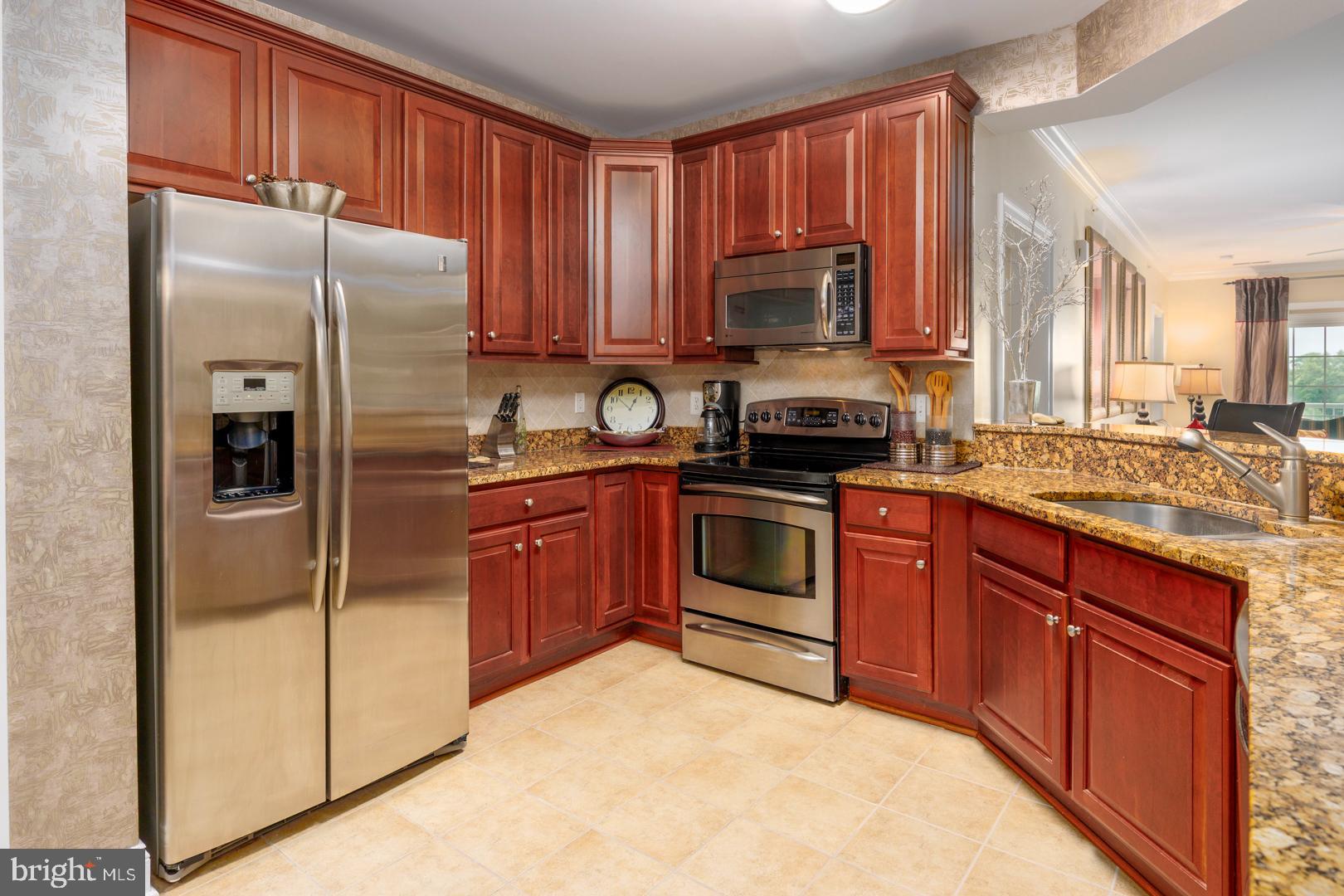 2700 Willow Oak Dr #411b