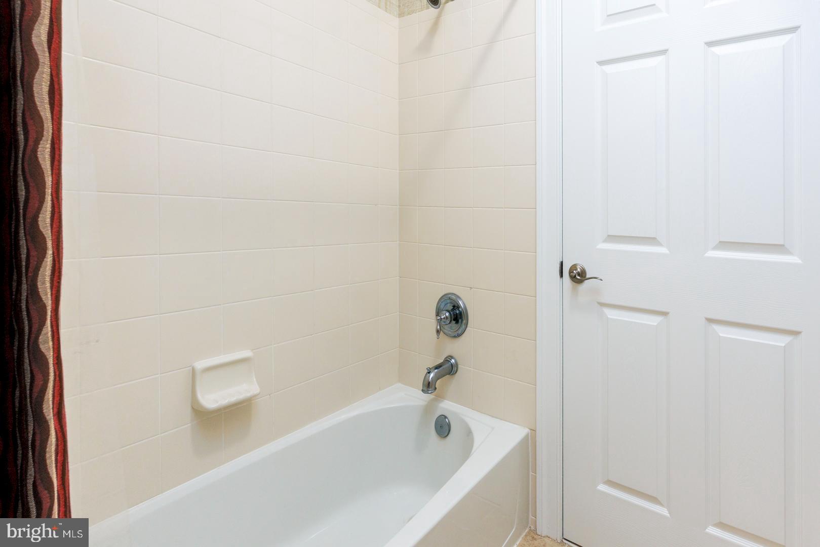 2700 Willow Oak Dr #411b