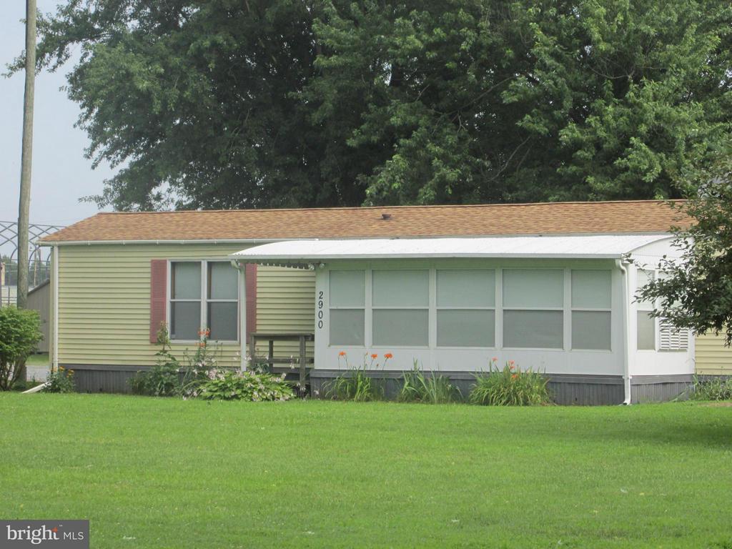 2900 CENTRAL RD