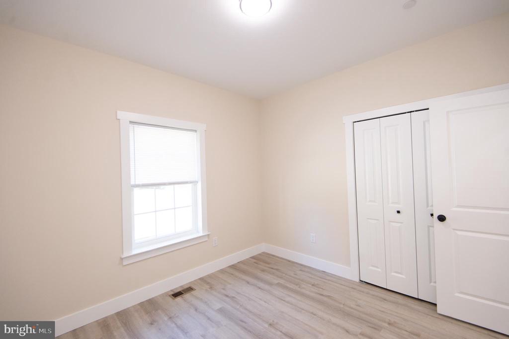 103 Linden Ave