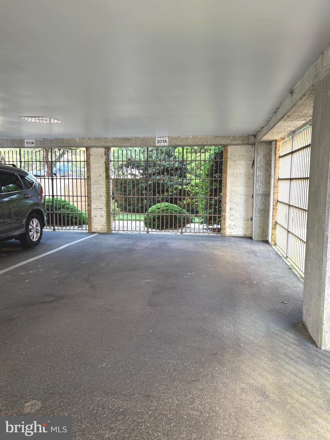 302 Academy St #301a