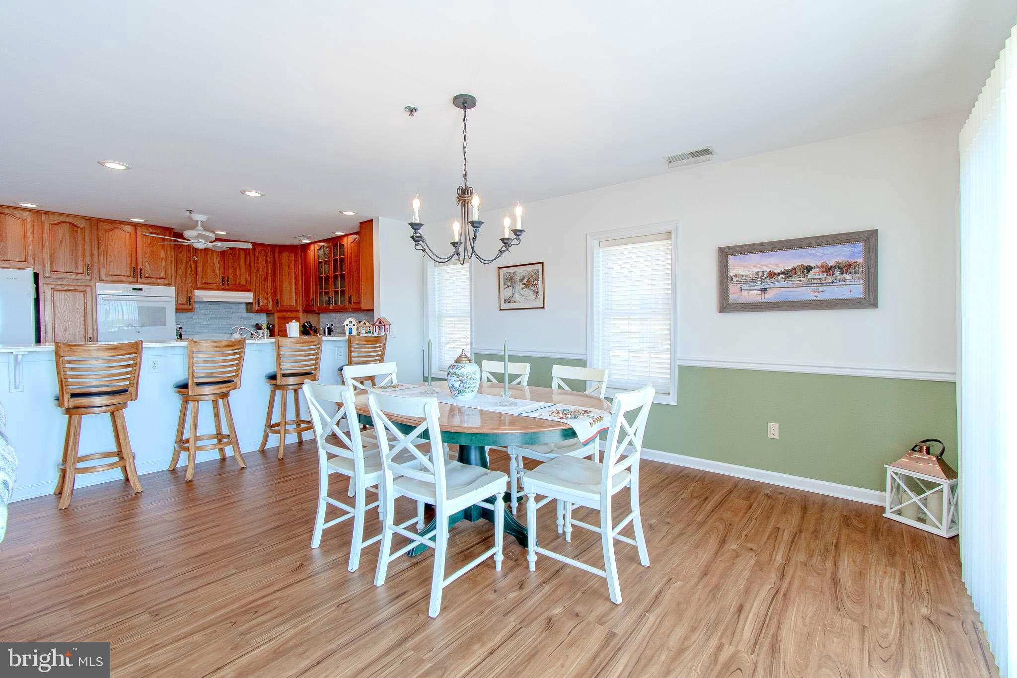 302 Academy St #301a