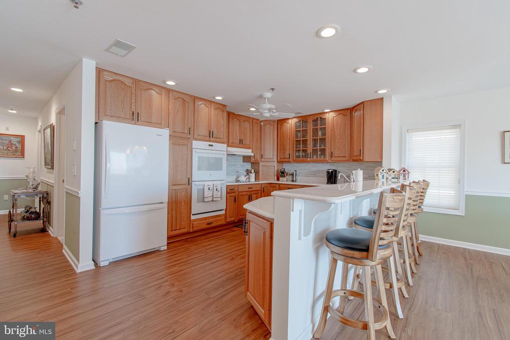 302 Academy St #301a