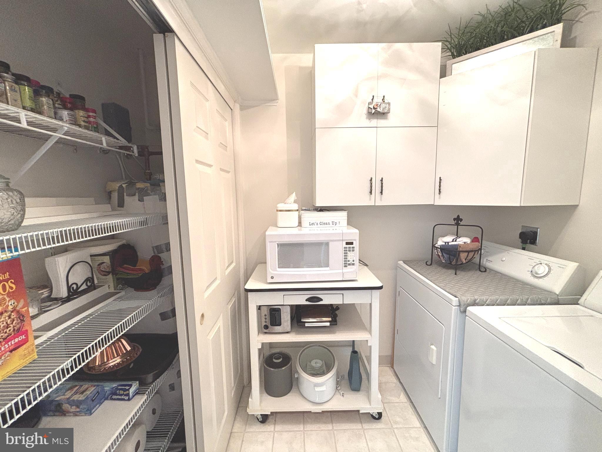 302 Academy St #301a