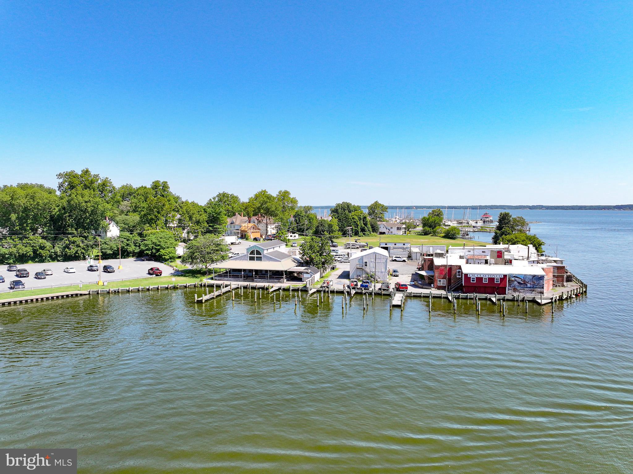 302 Academy St #301a